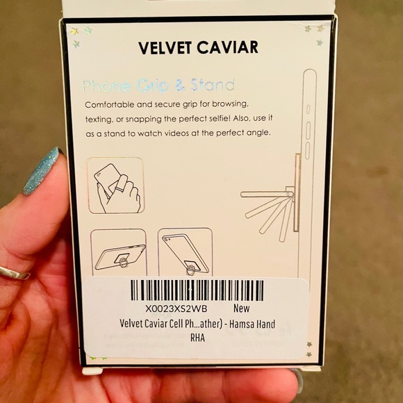 Velvet Caviar Hasma Hand Phone Ring Grip - Picture 2 of 2